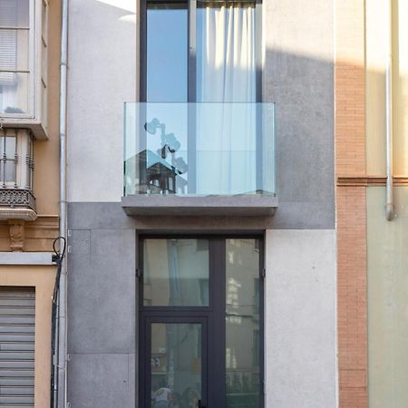 Magnificent Renovated 2Bd 2Bth Duplex With Backyard - City Centre Malaga Exterior photo