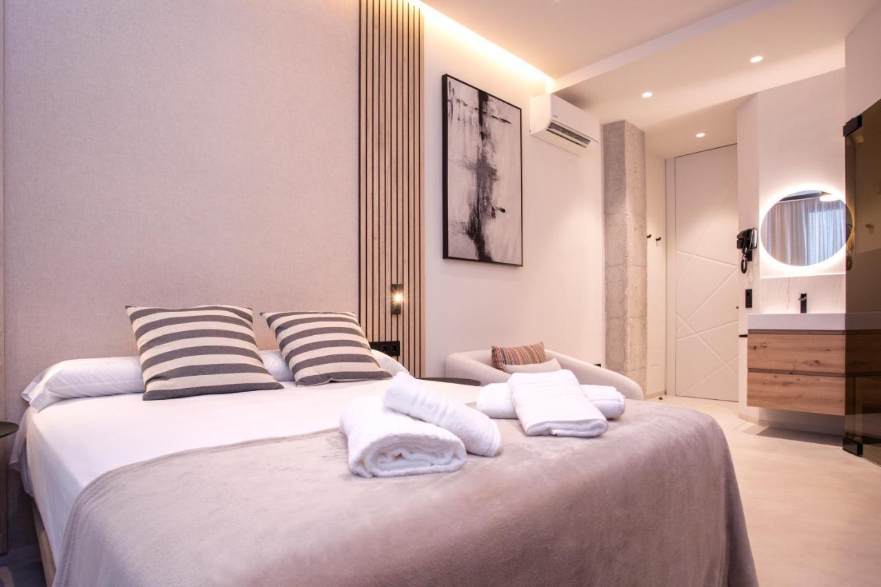 Magnificent Renovated 2Bd 2Bth Duplex With Backyard - City Centre Malaga Exterior photo